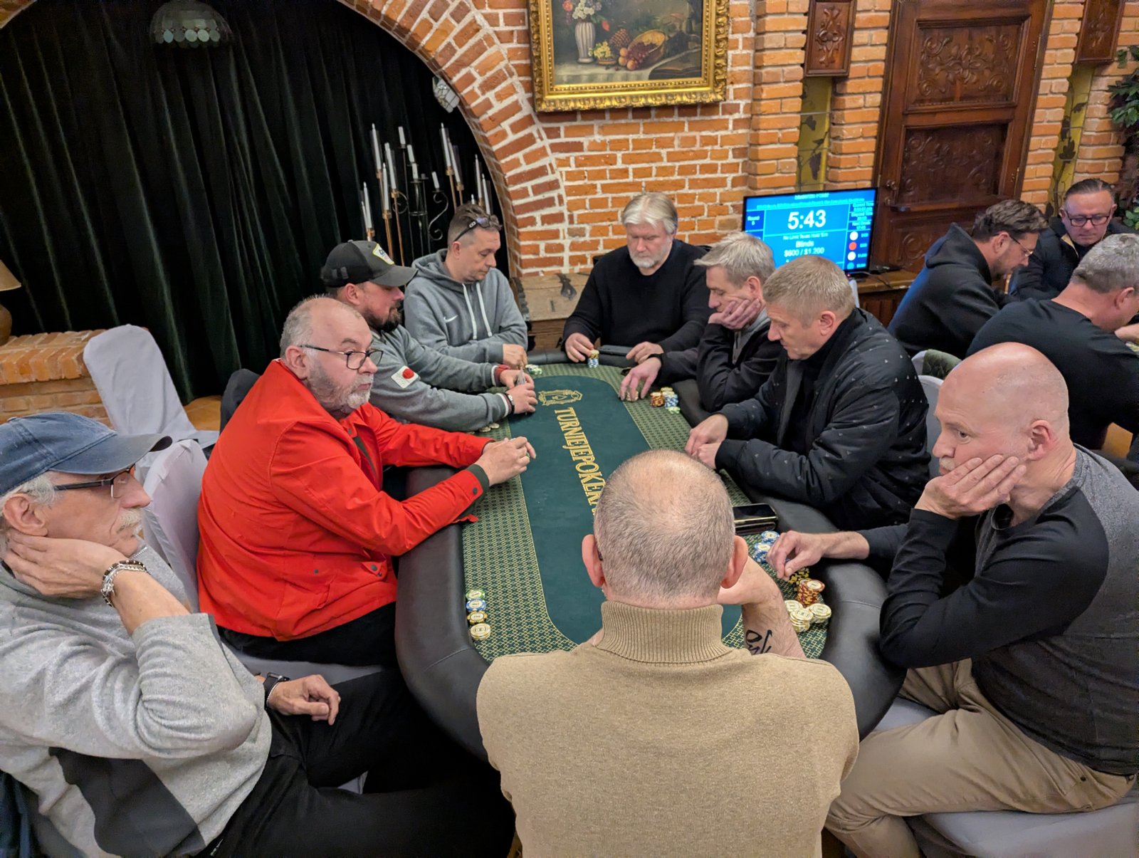 Liga pokerowa w firmie — cykliczny turniej integracyjny